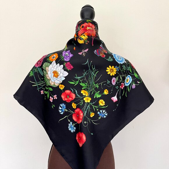Gucci Scarf Flora Print Logo Black Multicolor Silk Wrap - Picture 7 of 16